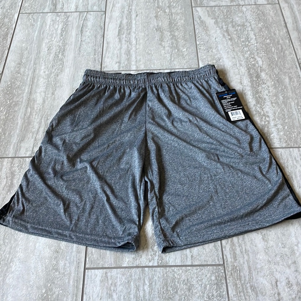 Game Time,M,gray & black,loose cut for added ventilation,deep pockets for men